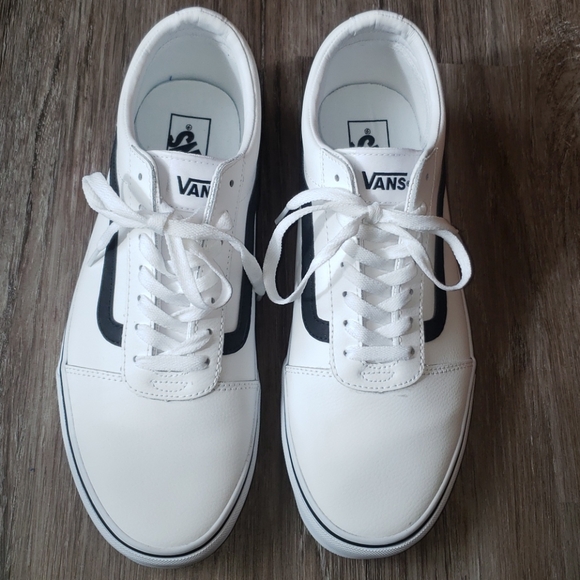 Vans Other - Men's Van's white with black leather size 11